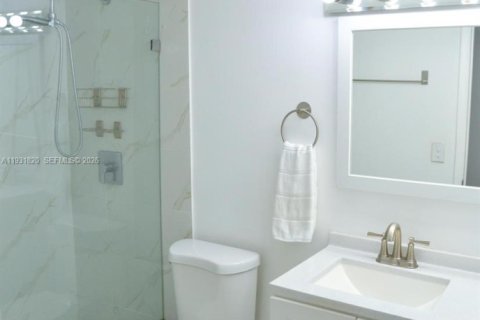 Copropriété à louer à North Miami, Floride: 53.51 m2 № 1990545 - photo 14