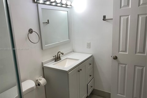 Copropriété à louer à North Miami, Floride: 53.51 m2 № 1990545 - photo 15