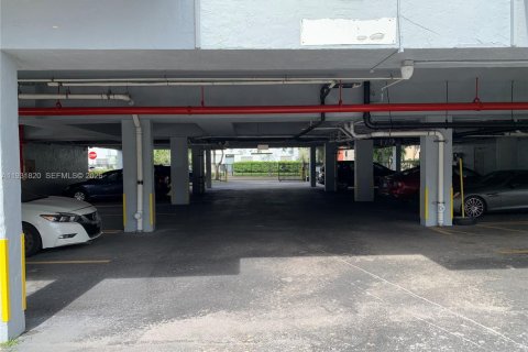Copropriété à louer à North Miami, Floride: 53.51 m2 № 1990545 - photo 20