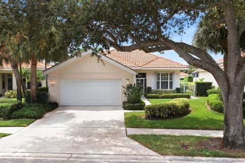 Casa en venta en Palm Beach Gardens, Florida, 3 dormitorios, 188.03 m2 № 2351033 - foto 2