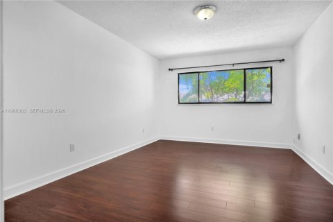 Copropriété à vendre à Miami, Floride: 2 chambres, 80.82 m2 № 2089969 - photo 8