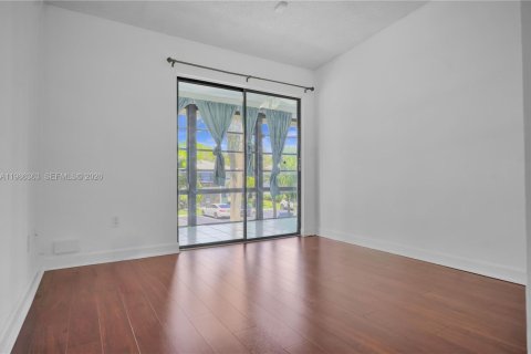Copropriété à vendre à Miami, Floride: 2 chambres, 80.82 m2 № 2089969 - photo 7