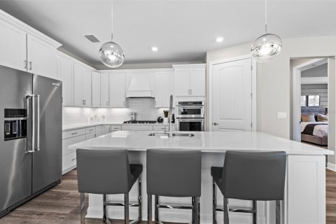 House in BEACHWALK BY MANASOTA KEY in Englewood, Florida 3 bedrooms, 207.08 sq.m. № 1883687 - photo 6