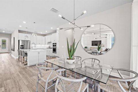 House in BEACHWALK BY MANASOTA KEY in Englewood, Florida 3 bedrooms, 207.08 sq.m. № 1883687 - photo 14