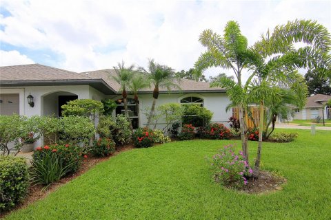 Villa ou maison à vendre à Sarasota, Floride: 4 chambres, 152.92 m2 № 1898543 - photo 3
