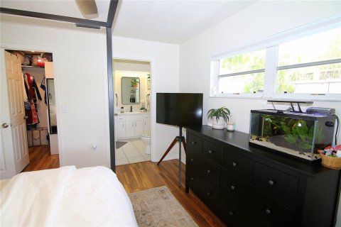 Villa ou maison à vendre à Sarasota, Floride: 4 chambres, 152.92 m2 № 1898543 - photo 16