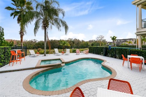 House in Four Corners, Florida 5 bedrooms, 348.66 sq.m. № 1416636 - photo 8
