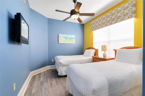 House in Four Corners, Florida 5 bedrooms, 348.66 sq.m. № 1416636 - photo 28