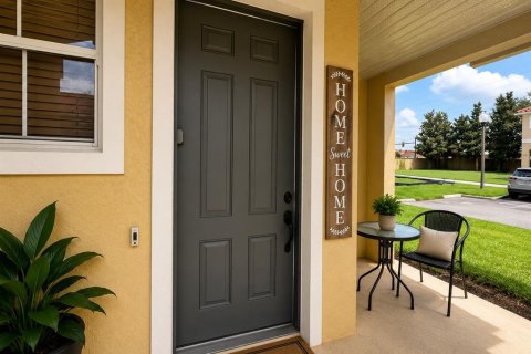Adosado en venta en Kissimmee, Florida, 3 dormitorios, 148.18 m2 № 2236490 - foto 2