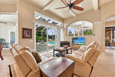 Villa ou maison à vendre à University Park, Floride: 3 chambres, 289.86 m2 № 2419197 - photo 18