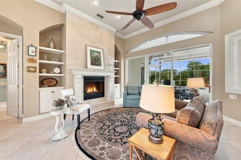 Villa ou maison à vendre à University Park, Floride: 3 chambres, 289.86 m2 № 2419197 - photo 4