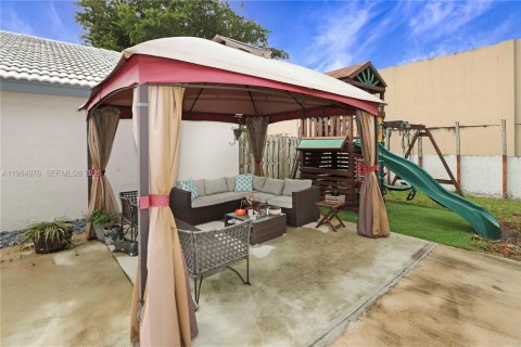 Casa en alquiler en Davie, Florida, 3 dormitorios, 124.95 m2 № 2026248 - foto 28