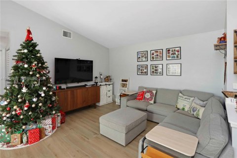 Casa en alquiler en Davie, Florida, 3 dormitorios, 124.95 m2 № 2026248 - foto 11