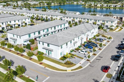 Propiedad comercial en venta en Homestead, Florida, 157.47 m2 № 2089305 - foto 5