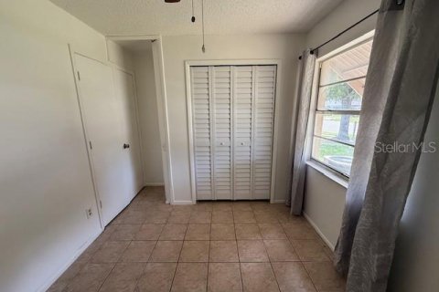 House in Kissimmee, Florida 4 bedrooms, 133.97 sq.m. № 1829398 - photo 15
