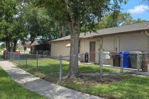 House in Kissimmee, Florida 4 bedrooms, 133.97 sq.m. № 1829398 - photo 4
