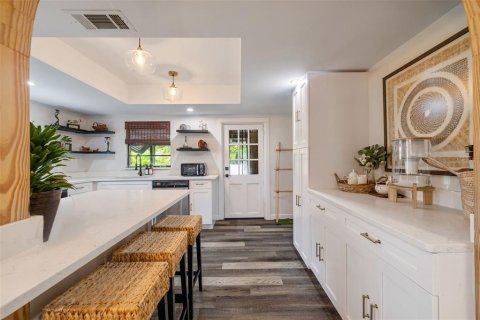 Снять в аренду виллу или дом в Тампа, Флорида 3 спальни, 121.89м2, № 1912015 - фото 10