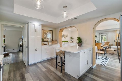 Снять в аренду виллу или дом в Тампа, Флорида 3 спальни, 121.89м2, № 1912015 - фото 13