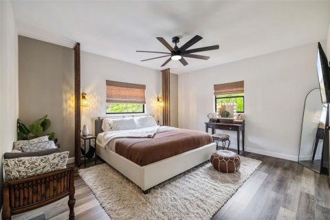 Снять в аренду виллу или дом в Тампа, Флорида 3 спальни, 121.89м2, № 1912015 - фото 15