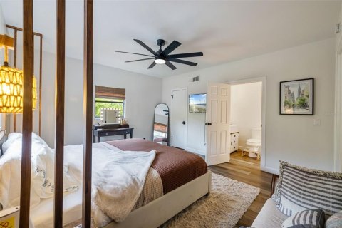 Снять в аренду виллу или дом в Тампа, Флорида 3 спальни, 121.89м2, № 1912015 - фото 17