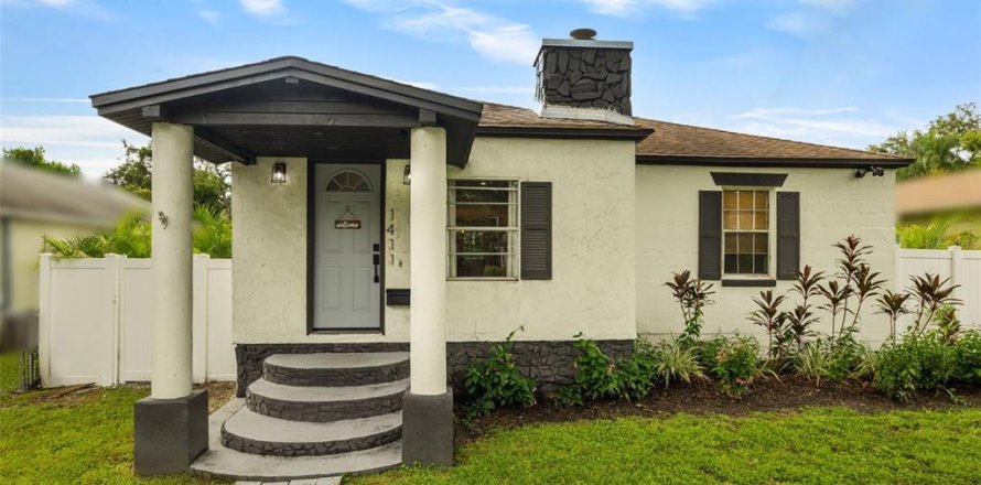 Casa en Tampa, Florida 3 dormitorios, 121.89 m2 № 1912015
