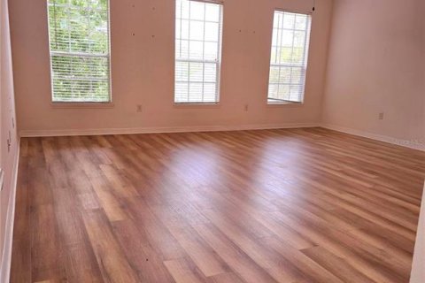 Villa ou maison à vendre à Sorrento, Floride: 4 chambres, 260.13 m2 № 1584513 - photo 22