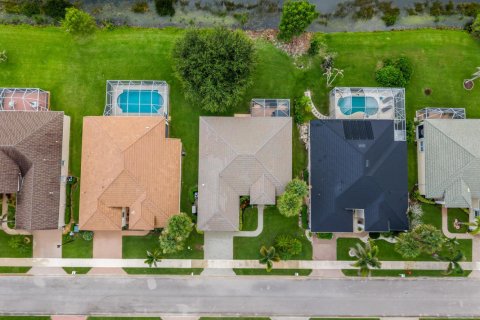 Villa ou maison à vendre à Port St. Lucie, Floride: 3 chambres, 181.44 m2 № 2343490 - photo 12