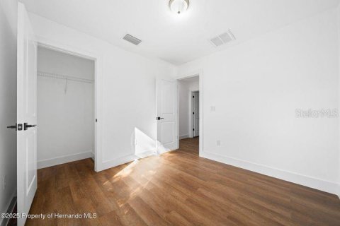 Casa en venta en Weeki Wachee, Florida, 3 dormitorios, 93.65 m2 № 1911119 - foto 19