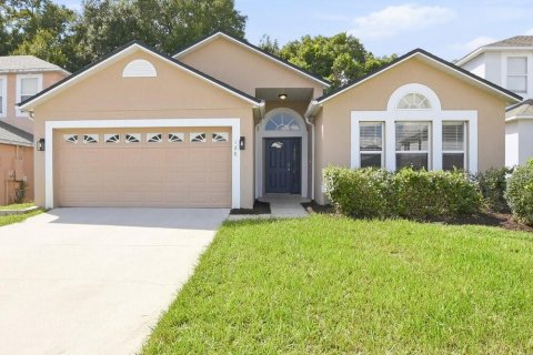 House in Sanford, Florida 3 bedrooms, 174.28 sq.m. № 2396440