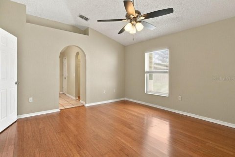 House in Sanford, Florida 3 bedrooms, 174.28 sq.m. № 2396440 - photo 11