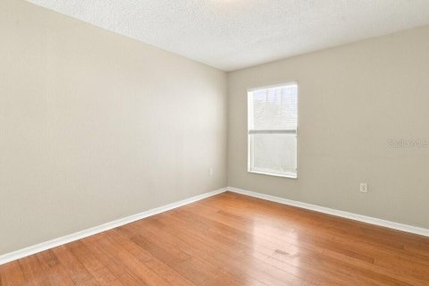 House in Sanford, Florida 3 bedrooms, 174.28 sq.m. № 2396440 - photo 13