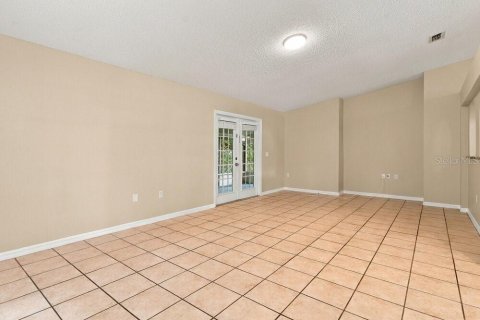 House in Sanford, Florida 3 bedrooms, 174.28 sq.m. № 2396440 - photo 8