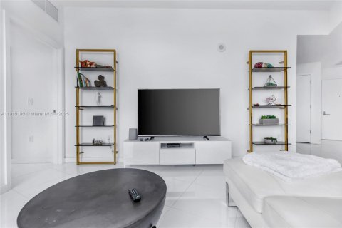 Купить кондоминиум в Майами, Флорида 1 спальня, 86.31м2, № 1965898 - фото 10