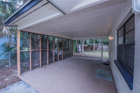 House in Daytona Beach, Florida 4 bedrooms, 111.48 sq.m. № 2285405 - photo 3