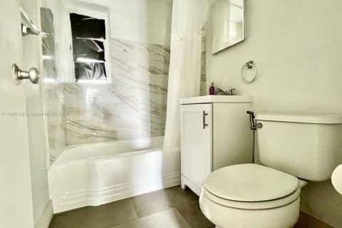 Copropriété à louer à Miami, Floride: 1 chambre, 60.39 m2 № 1932301 - photo 10