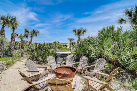 Villa ou maison à vendre à New Smyrna Beach, Floride: 4 chambres, 340.95 m2 № 1774130 - photo 17
