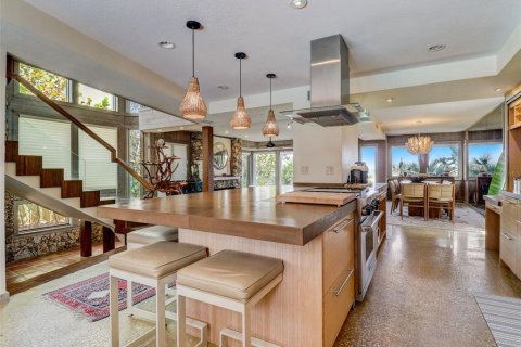 Villa ou maison à vendre à New Smyrna Beach, Floride: 4 chambres, 340.95 m2 № 1774130 - photo 25