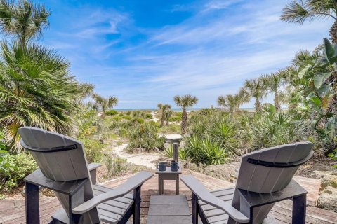 Villa ou maison à vendre à New Smyrna Beach, Floride: 4 chambres, 340.95 m2 № 1774130 - photo 18
