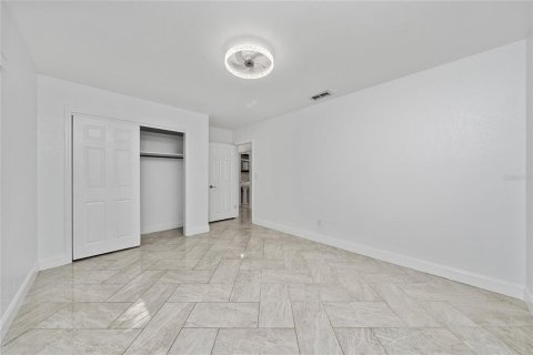 Villa ou maison à vendre à Winter Haven, Floride: 3 chambres, 94.76 m2 № 2418536 - photo 24