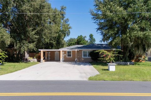 Villa ou maison à Winter Haven, Floride 3 chambres, 94.76 m2 № 2418536