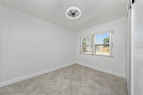 Villa ou maison à vendre à Winter Haven, Floride: 3 chambres, 94.76 m2 № 2418536 - photo 21