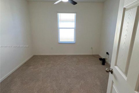 Снять в аренду виллу или дом в Грант-Валкариа, Флорида 4 спальни, № 2023323 - фото 28