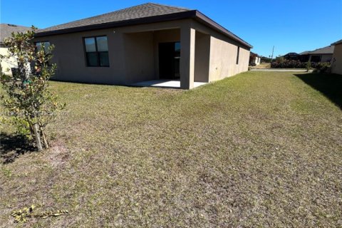 Снять в аренду виллу или дом в Грант-Валкариа, Флорида 4 спальни, № 2023323 - фото 5