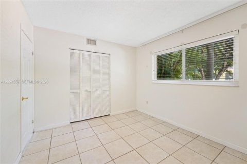 Copropriété à louer à Miami, Floride: 2 chambres, 74.69 m2 № 2085449 - photo 18