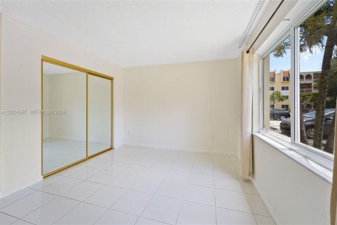 Copropriété à louer à Miami, Floride: 2 chambres, 74.69 m2 № 2085449 - photo 11