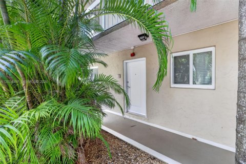 Copropriété à louer à Miami, Floride: 2 chambres, 74.69 m2 № 2085449 - photo 25