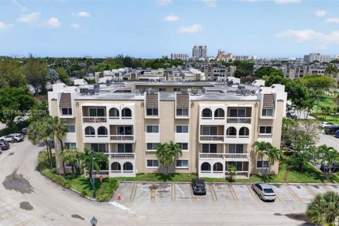 Copropriété à louer à Miami, Floride: 2 chambres, 74.69 m2 № 2085449 - photo 27