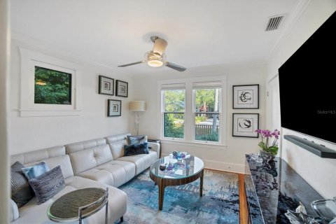 Villa ou maison à louer à Sarasota, Floride: 3 chambres, 142.23 m2 № 829069 - photo 18