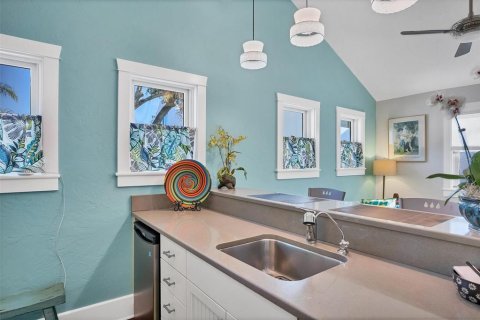 Villa ou maison à louer à Sarasota, Floride: 3 chambres, 142.23 m2 № 829069 - photo 24