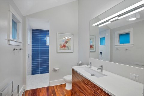 Villa ou maison à louer à Sarasota, Floride: 3 chambres, 142.23 m2 № 829069 - photo 13